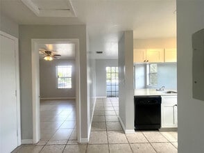 200 SW 11th Ave in Fort Lauderdale, FL - Building Photo - Building Photo