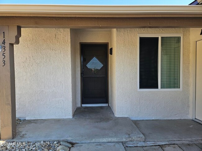 14353 Loyola St in Moorpark, CA - Building Photo - Building Photo