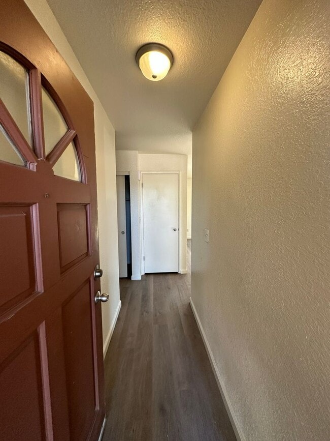 2631 Dobbins Ln in Riverbank, CA - Building Photo - Building Photo