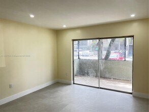 7959 SW 104th St in Miami, FL - Building Photo - Building Photo
