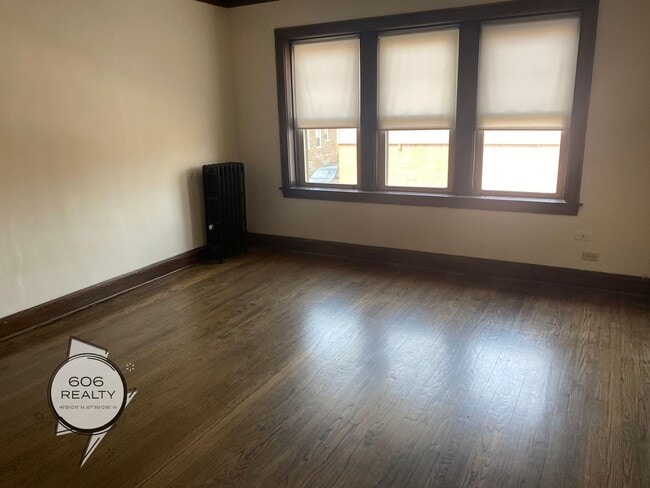 3153 N Long Ave in Chicago, IL - Building Photo - Building Photo