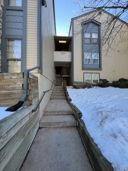 16103 E Alaska Pl in Aurora, CO - Building Photo