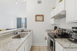 1408 E Ridgewood St in Orlando, FL - Building Photo - Building Photo