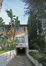 1350 N Hayworth Ave in Los Angeles, CA - Building Photo - Building Photo