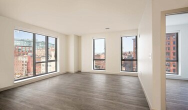 1 Canal St, Unit 405 in Boston, MA - Building Photo - Building Photo