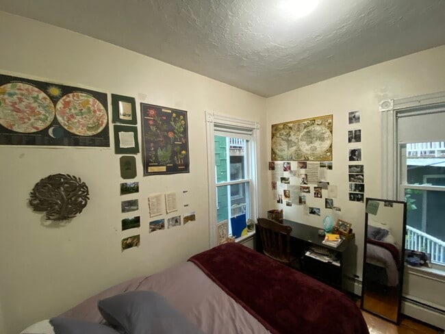 78 Hillside St, Unit 2