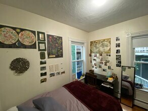 78 Hillside St, Unit 2 in Boston, MA - Foto de edificio - Building Photo