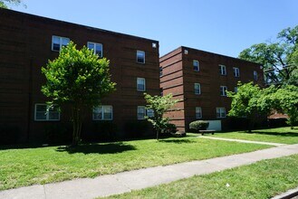 3425 Kensington Avenue in Richmond, VA - Foto de edificio - Interior Photo