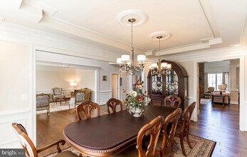 6626 Ivy Hill Dr in McLean, VA - Building Photo - Building Photo