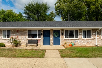Hunter Ridge Apartments in Plainfield, IN - Foto de edificio - Building Photo
