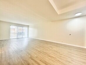 834 W 2nd St in Los Angeles, CA - Building Photo - Building Photo