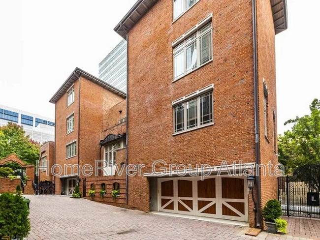 7 Prichard Way NE in Atlanta, GA - Building Photo - Building Photo