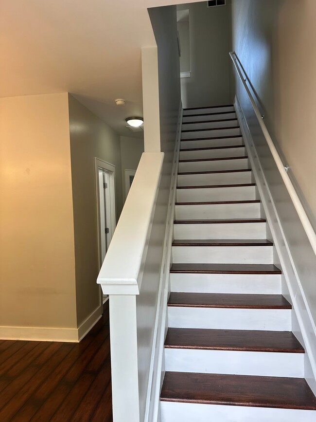 935 E 8th St in Charlotte, NC - Building Photo - Building Photo