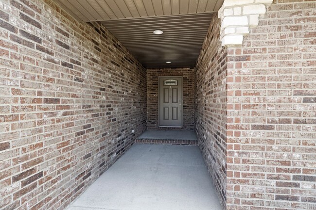 662 S Long Dr in Springfield, MO - Building Photo - Building Photo