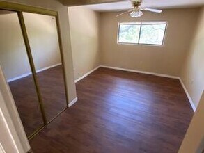 11912A US-290 in Austin, TX - Building Photo - Building Photo
