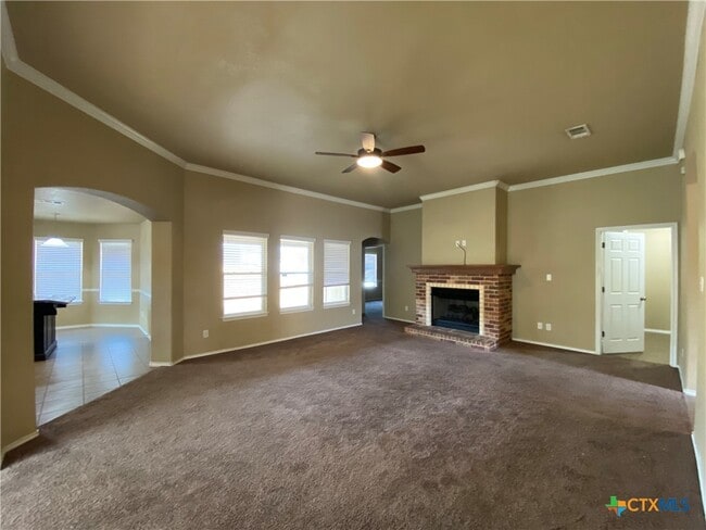 2101 Golden Eagle Dr in Killeen, TX - Building Photo - Building Photo