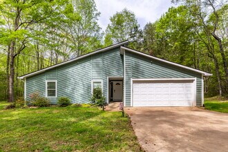 179 N Paraham Rd in Clover, SC - Building Photo - Building Photo