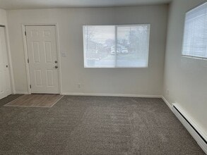 713 S Woodberry St in Moses Lake, WA - Building Photo - Building Photo