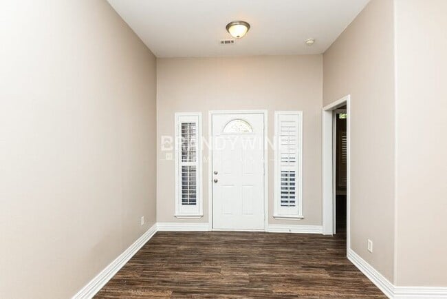 4804 Deal Dr in Fort Worth, TX - Foto de edificio - Building Photo