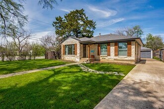 3705 Rockdale Dr in Dallas, TX - Building Photo - Building Photo