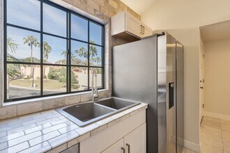 2931 E Rose Ln in Phoenix, AZ - Building Photo - Building Photo