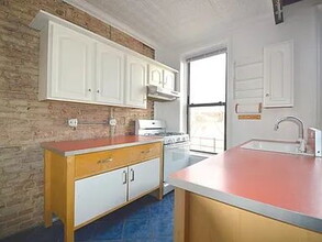 75 Jefferson Ave in Brooklyn, NY - Building Photo - Building Photo