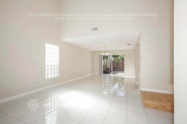 16276 SW 83rd St in Miami, FL - Building Photo - Building Photo