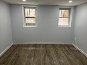 7911 32nd Ave, Unit Garden in East Elmhurst, NY - Building Photo - Building Photo