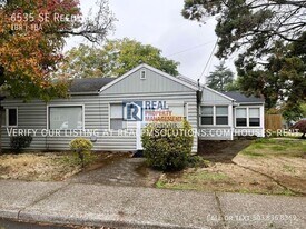 6535 SE Reedway St in Portland, OR - Building Photo