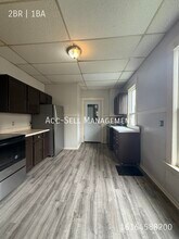 815 Crosby St NW in Grand Rapids, MI - Building Photo - Building Photo