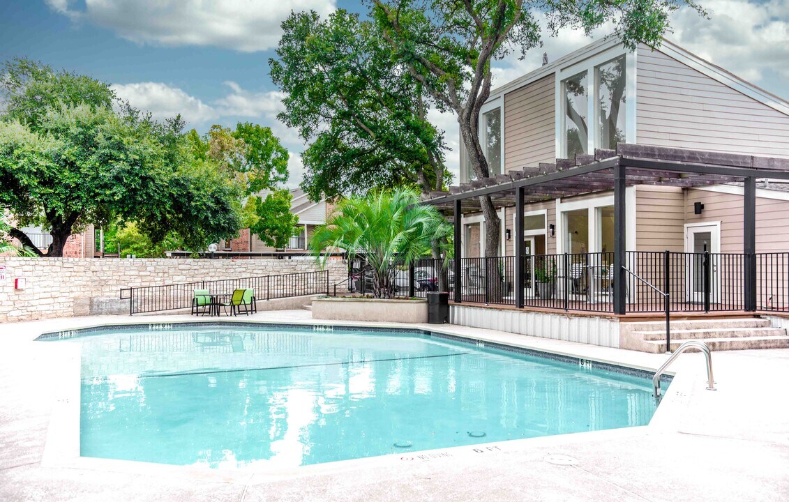 The Reserve in Austin, TX - Building Photo