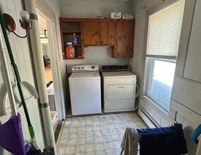 5 Clark St in Westfield, MA - Building Photo - Building Photo