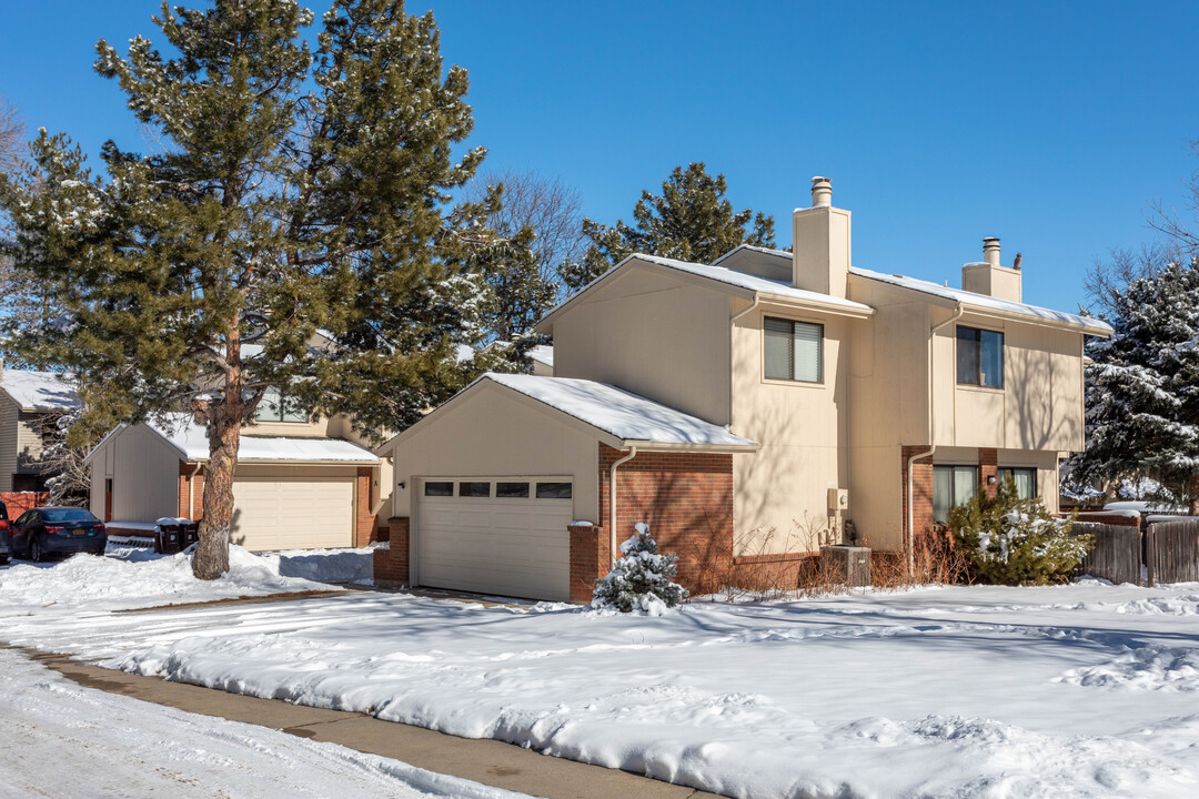 1065 Fairway Ct in Boulder, CO - Building Photo