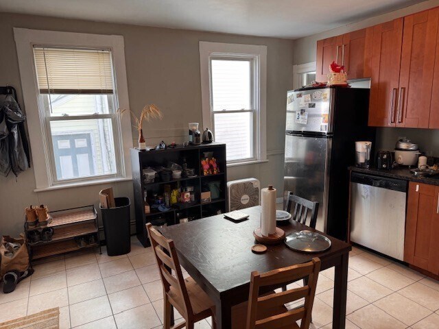 273 Cardinal Medeiros Ave, Unit 2 in Cambridge, MA - Building Photo - Building Photo
