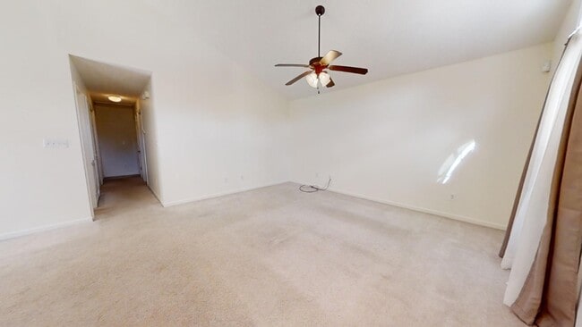 Super cute home in the Village at Midtown of Opelika in Opelika, AL - Building Photo - Building Photo