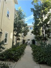 142 Lantana Dr in Stanton, CA - Building Photo - Building Photo