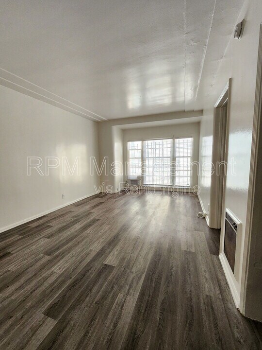 1781 N Orchid Ave in Los Angeles, CA - Building Photo
