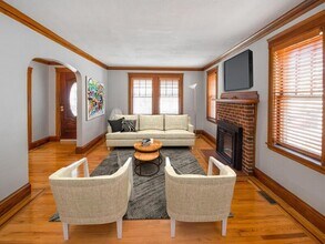 18 Sherman Ct in Medford, MA - Building Photo - Building Photo