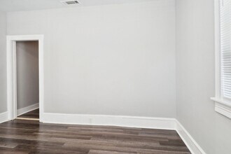 504 W 48th St in Savannah, GA - Building Photo - Building Photo