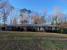 8824 Oneal Rd in Raleigh, NC - Building Photo