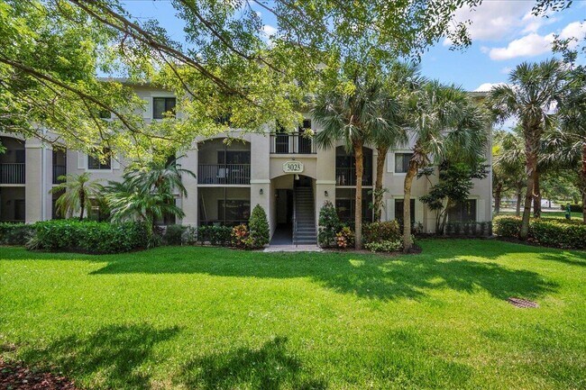 3023 Alcazar Pl in Palm Beach Gardens, FL - Building Photo - Building Photo