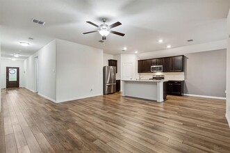 906 Torrey Ave in Princeton, TX - Building Photo - Building Photo