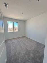 4061 Hudson Ln in Lake Elsinore, CA - Building Photo - Building Photo