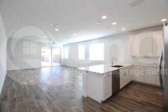 3303 S Piedra Cir in Mesa, AZ - Building Photo - Building Photo