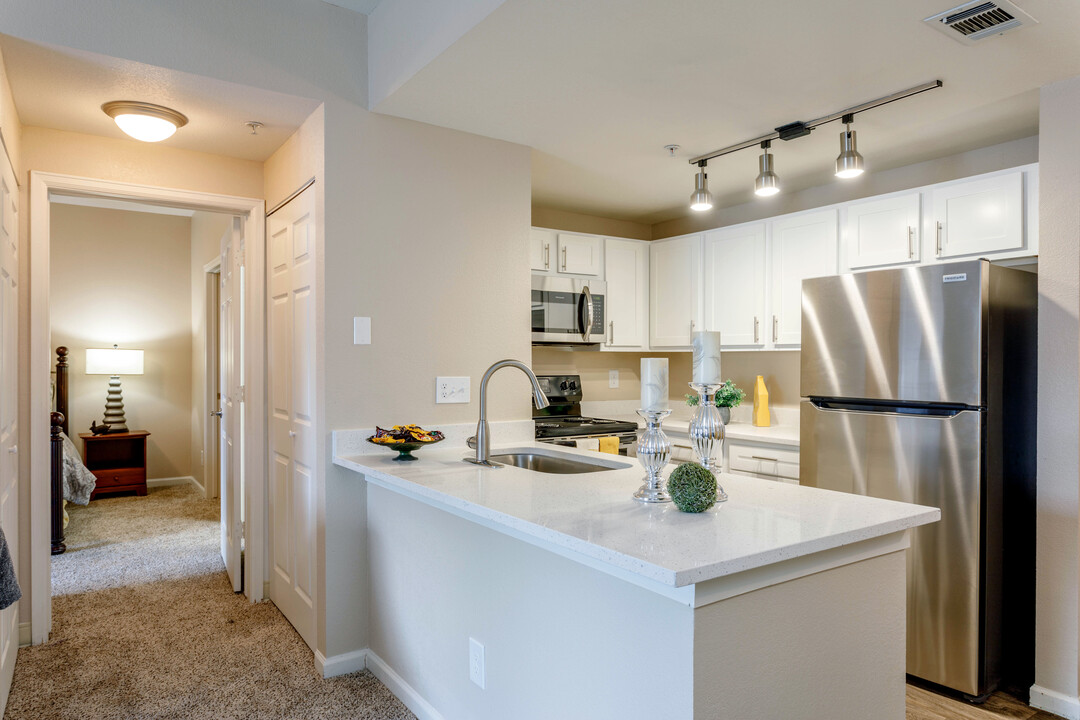 Tanemara Apartment Homes in Littleton, CO - Building Photo