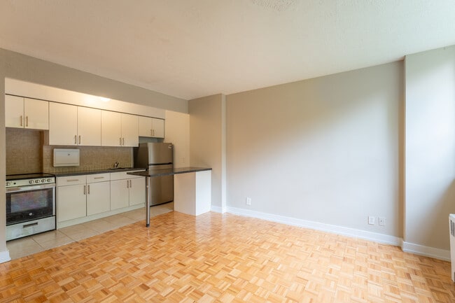 700 & 730 Ontario Street Apartments in Toronto, ON - Building Photo - Building Photo