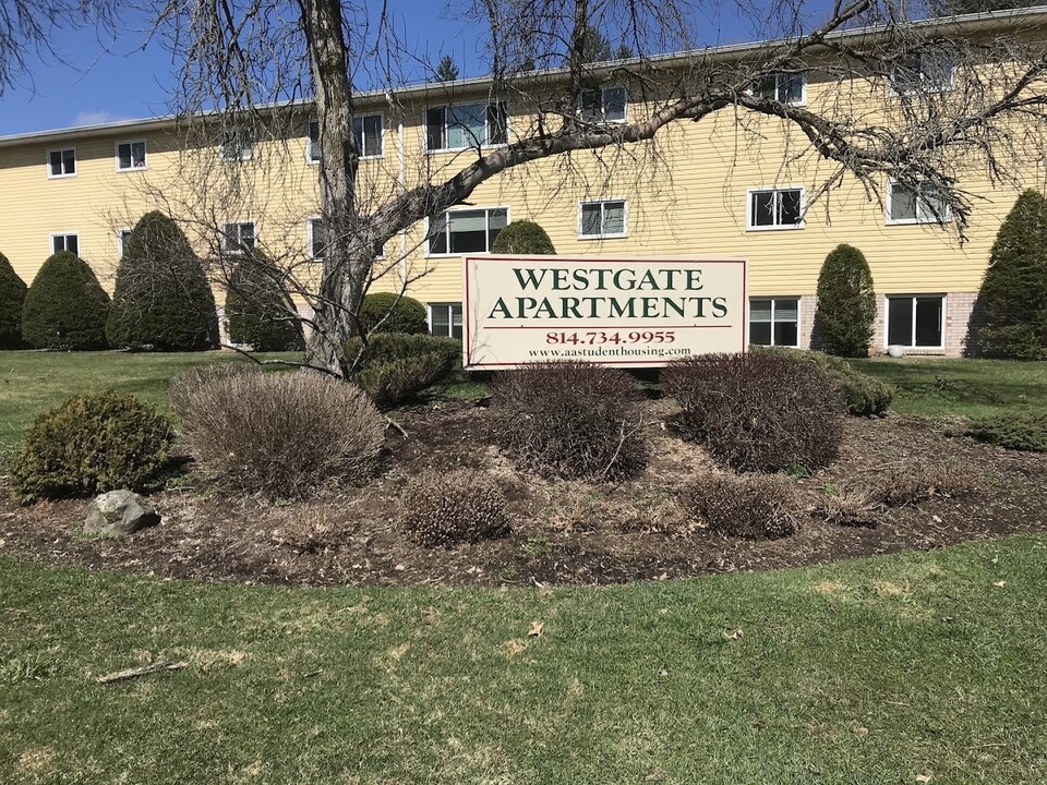 Westgate Apartments in Edinboro, PA - Building Photo