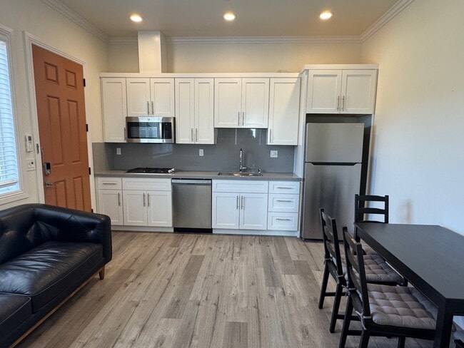 1725 Heirloom St in Davis, CA - Building Photo - Building Photo