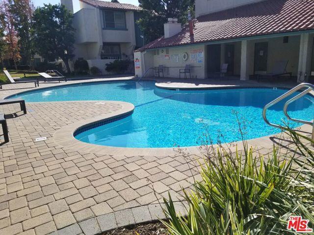 property at 4866 1/2 McConnell Ave