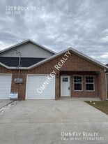 3209 Polk St in Greenville, TX - Building Photo